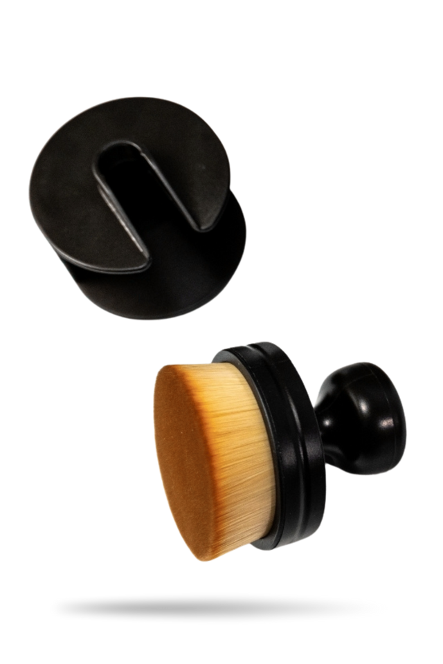Blackline tire shine brush
